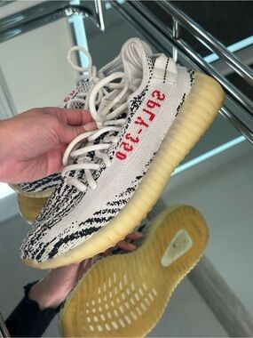 Yeezy Sneakers